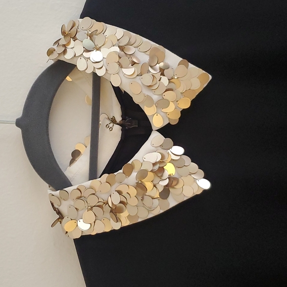 Trina Turk Black Fitted Shirt with White Sequined collar size Large - Picture 2 of 5